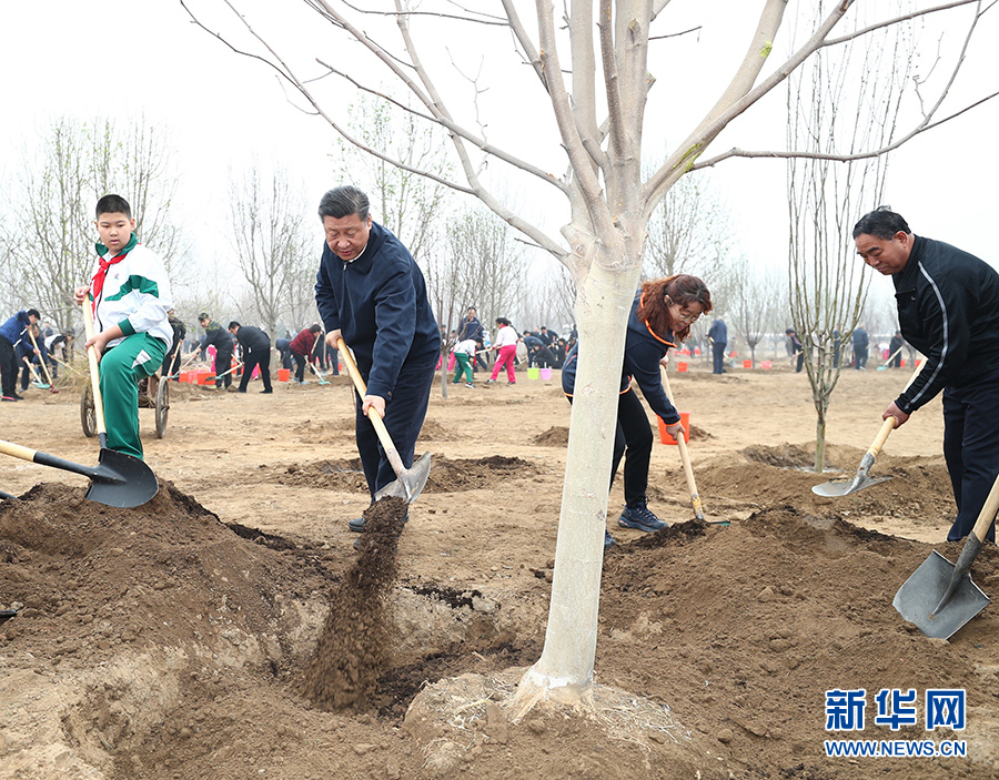 習(xí)近平：像對(duì)待生命一樣對(duì)待生態(tài)環(huán)境 讓祖國(guó)大地不斷綠起來美起來